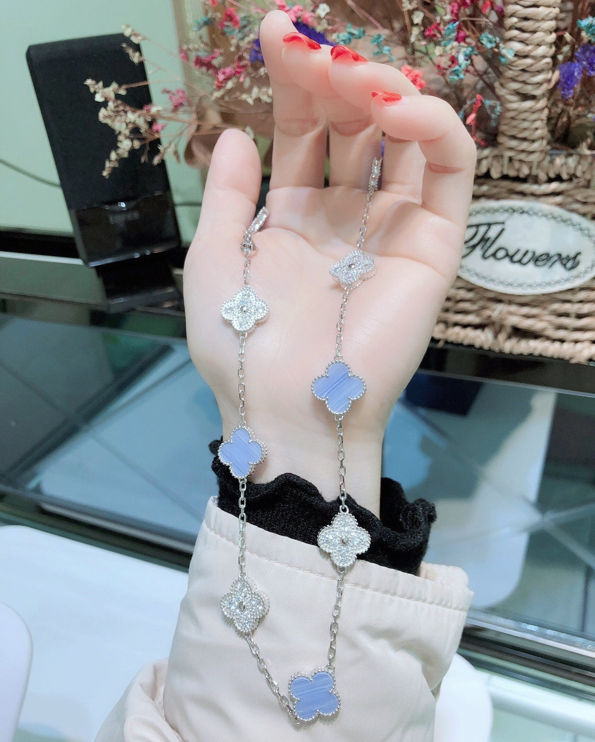 ¡®Veyra Jewelry¡¯CLOVER 10 MOTIFS CHALCEDONY DIAMONDS SILVER NECKLACE